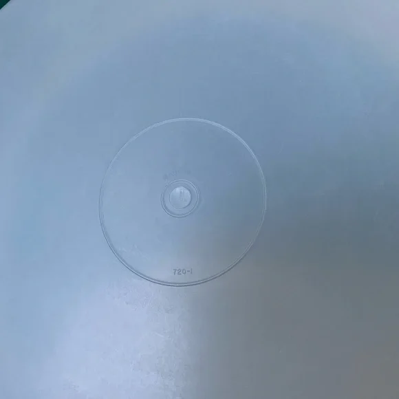 𝅺vintage TUPPERWARE 9” Pie Keeper With Cover Opaque Round  719-1 / 720-1 U.S.A. - Picture 5 of 10